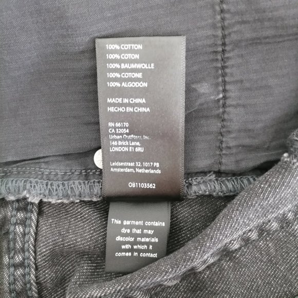 We The Free Womens Charcoal Gray Mid Rise Denim Distressed Cut-Off Short Size 28 - Picture 6 of 7